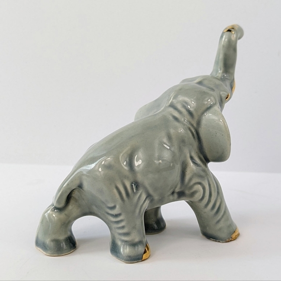 Vintage Gray Elephant Trunk Up Gold Painted Figurine Ring Holder - Picture 2 of 4